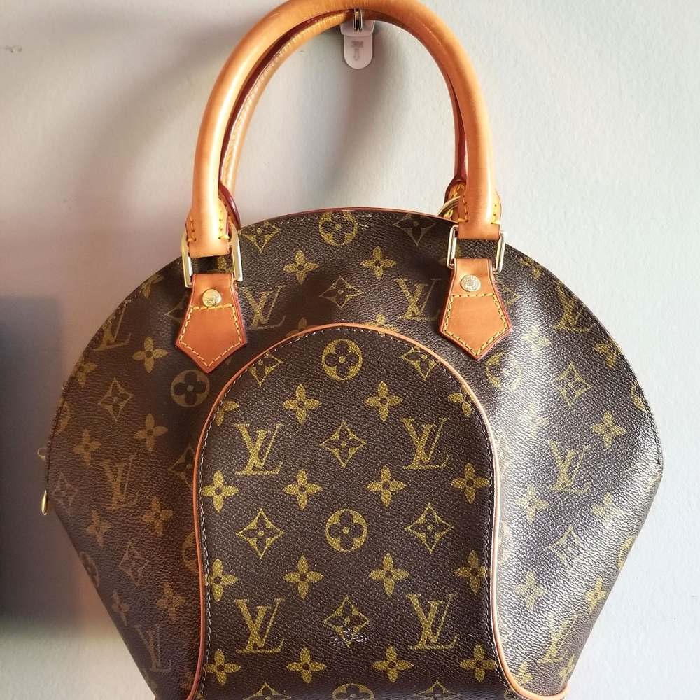 Louis Vuitton Eclipse PM Handbag Authentic (EUC)